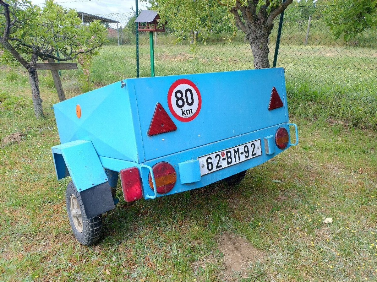 přívěsný vozík - 2