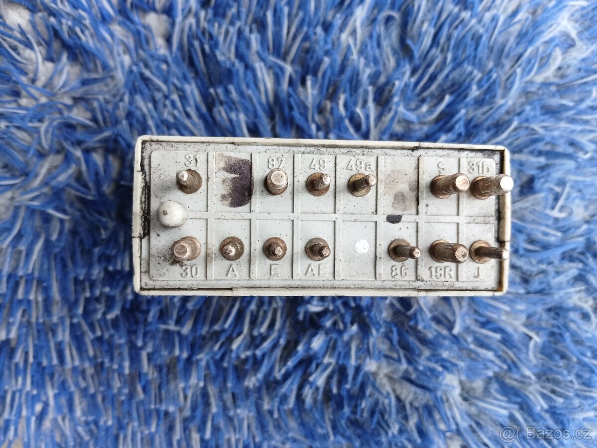 mercedes W124-W201 relé - 2