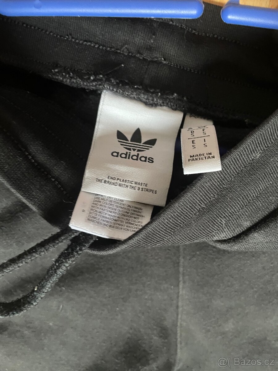 Tepláky Adidas vel.S - 2