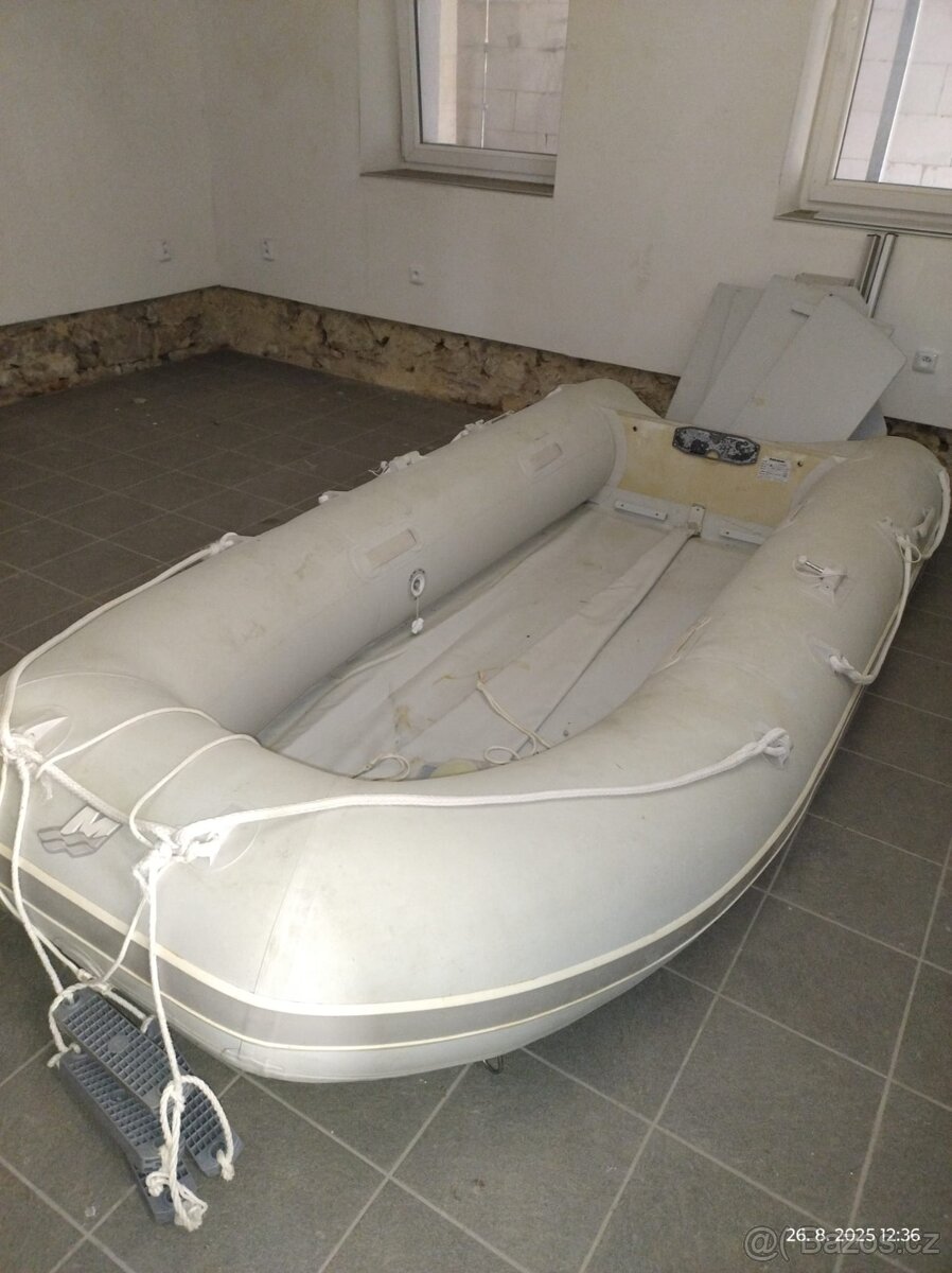 Nafukovací člun Quicksilver - 2