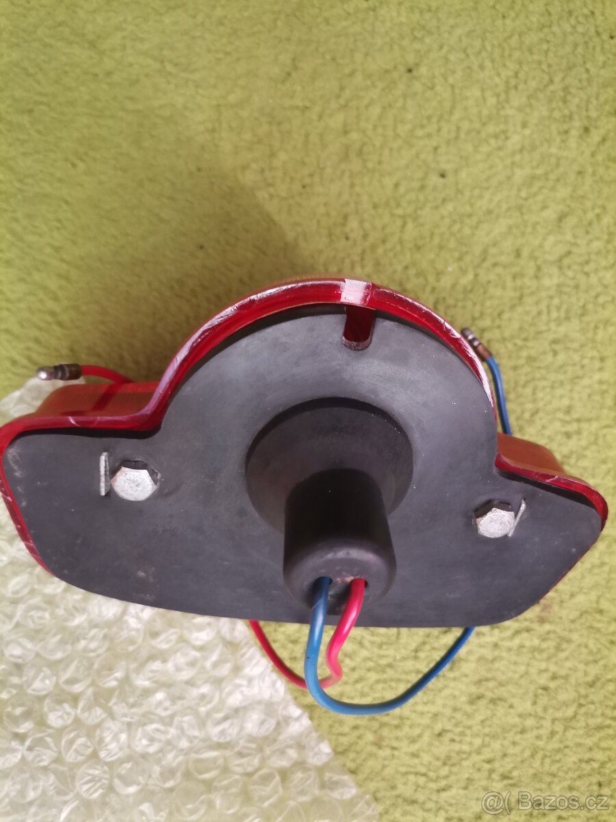 Jawa Californian 350 světlo LUCAS L679 - dob.replika -NOS - 2