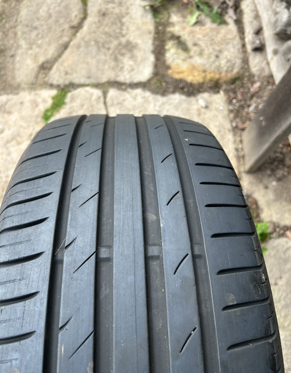 Prodám - Nexen N'Blue HD Plus 215/45 R16 86H. - 2