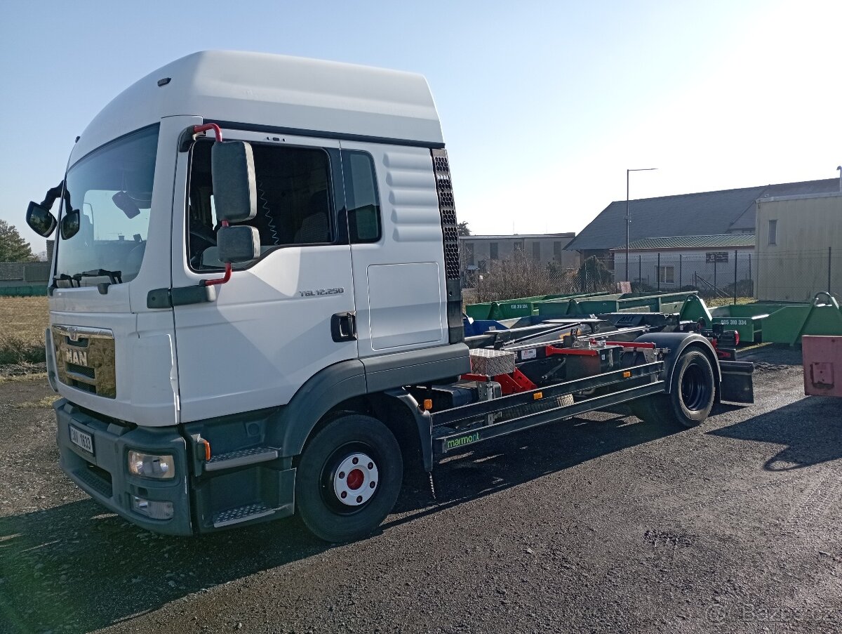 Nosič kontejnerů - 2