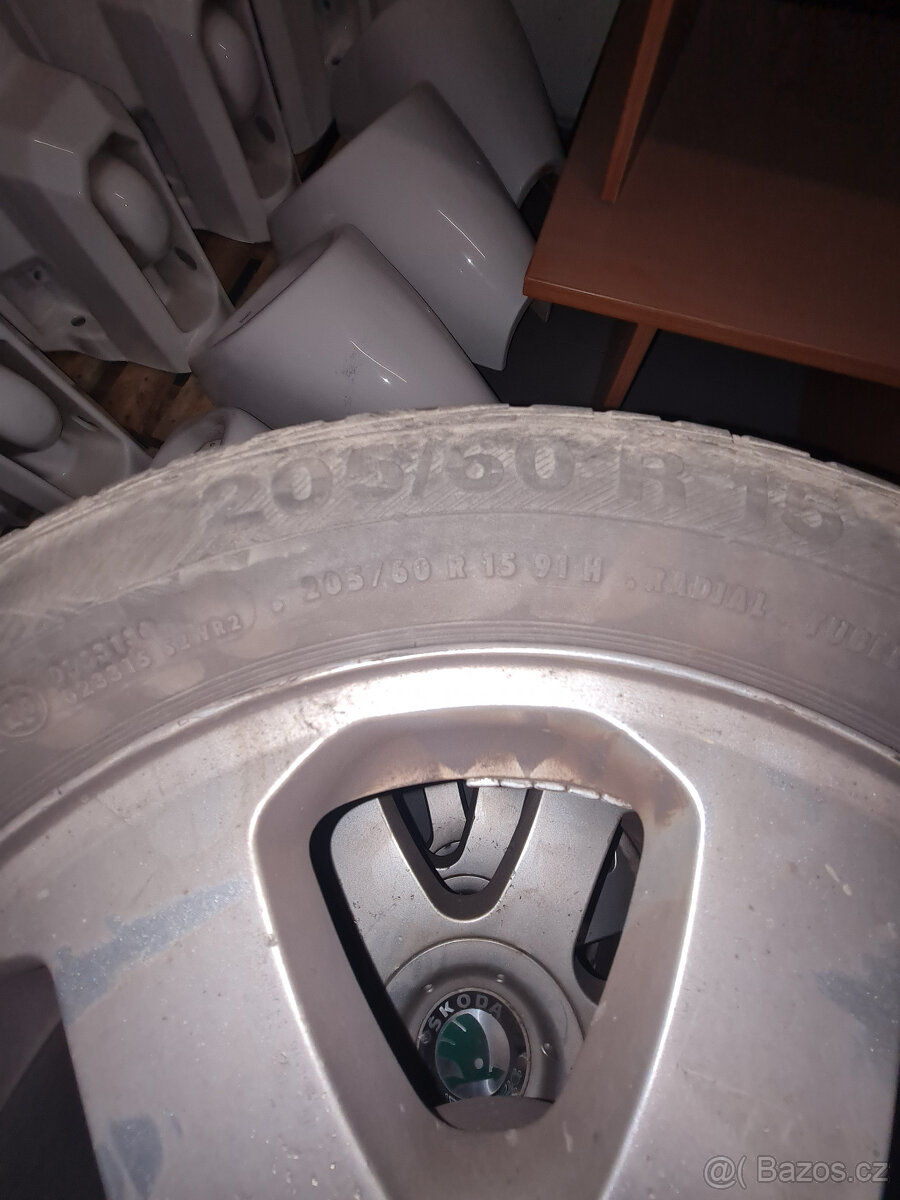 4 ks disky ALU 205 60 R15 - 2