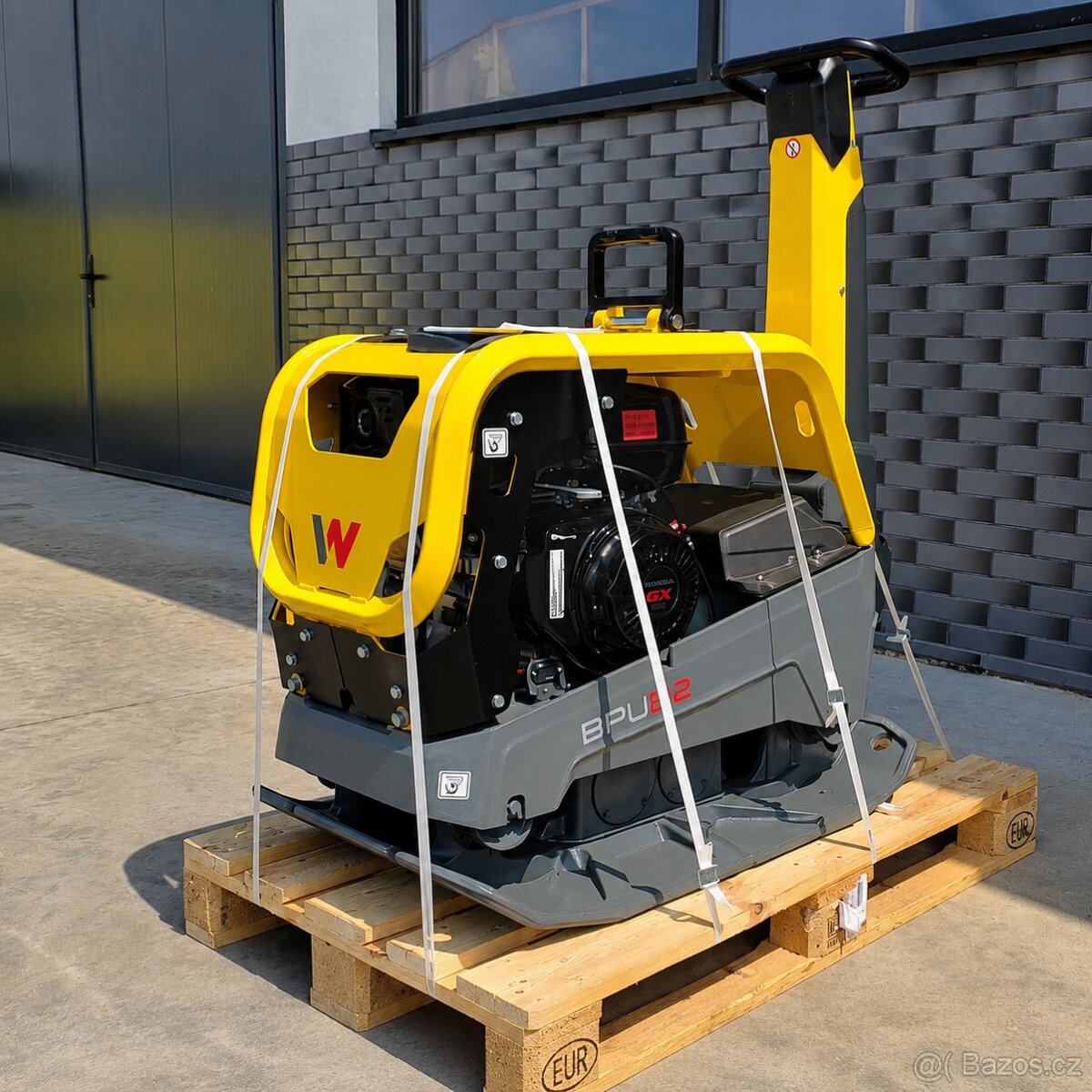 Vibrační deska WACKER NEUSON BPU 5260 Ah - 2