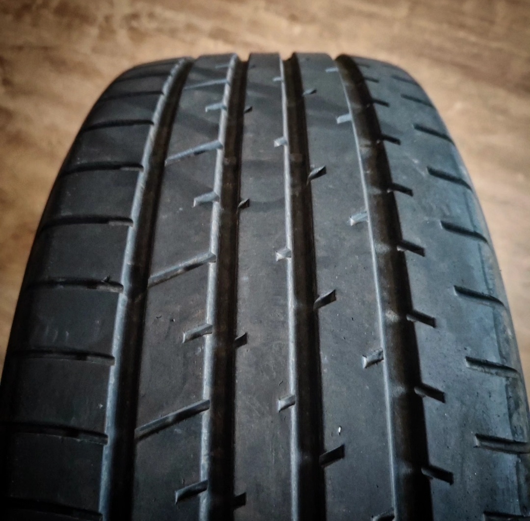 Sada letních pneu TOYO 225/55 R19 - 2