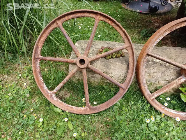 Stara litinova kolecka - 2