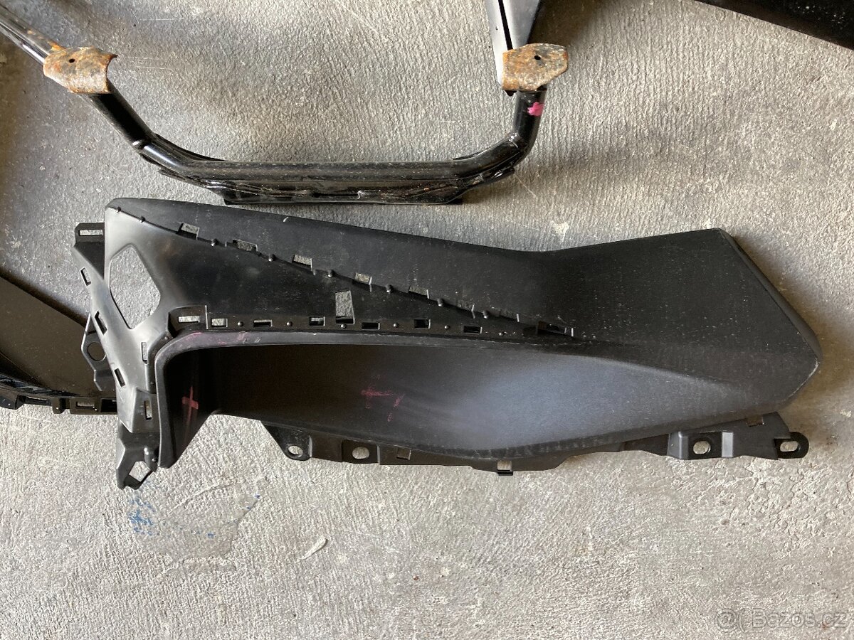 Yamaha X max díly - 2