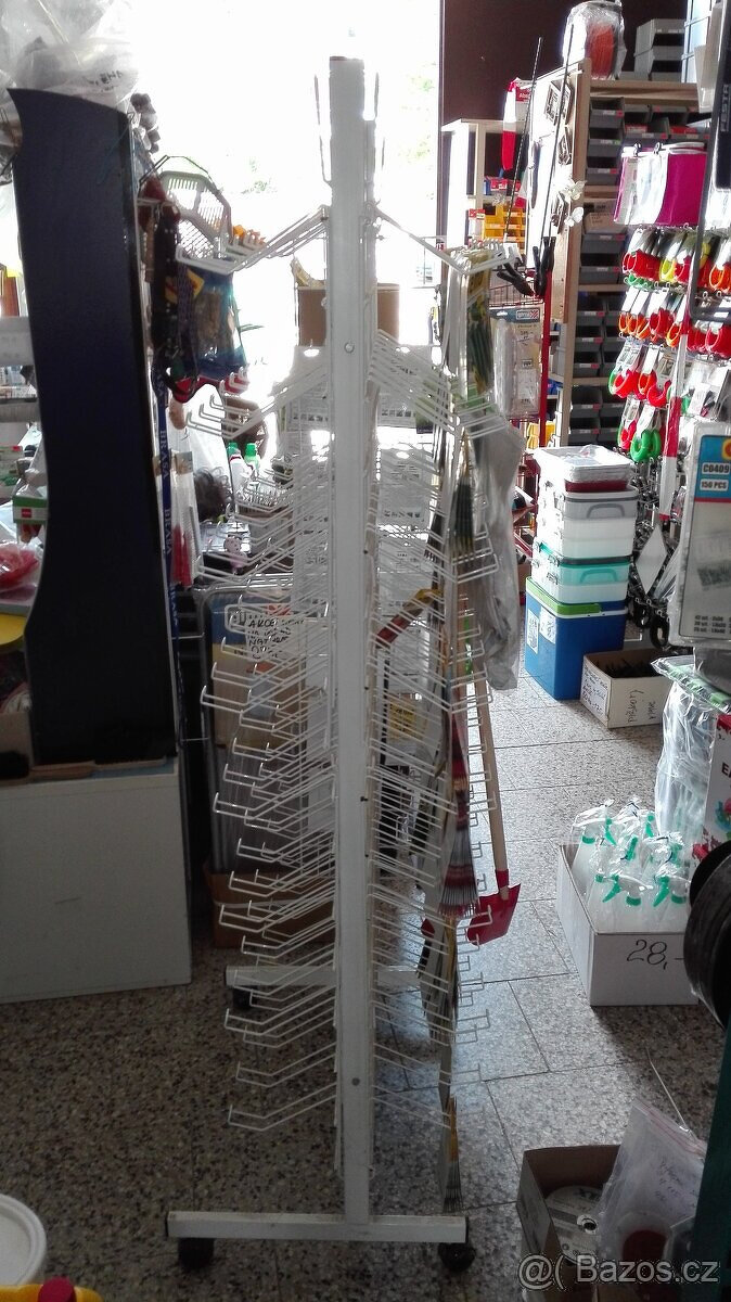 PRODÁM ZÁVĚSNÝ KOVOVÝ STOJAN - 2