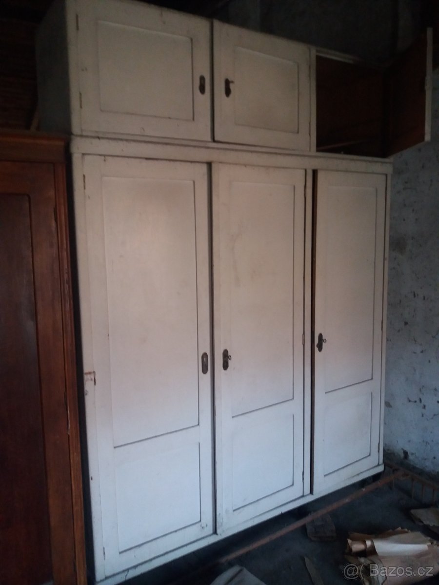 starý nábytek - 2