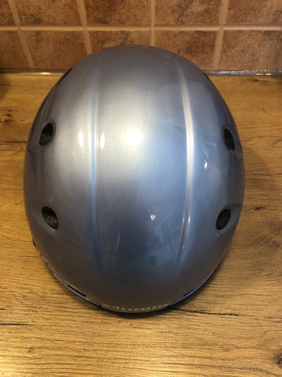 Lyžařská helma Salomon, brýle Salice zdarma - 2