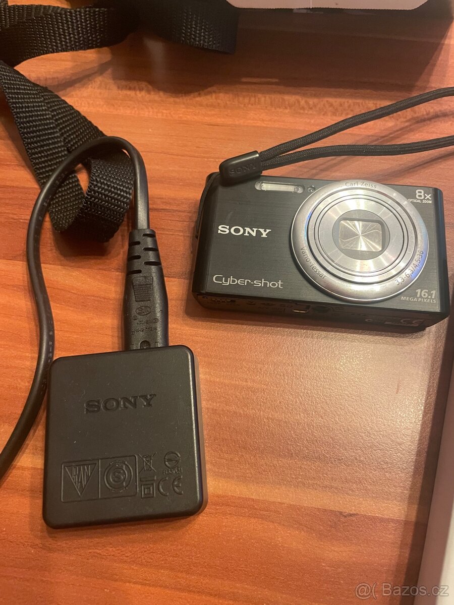 Digitální kompakt Sony CyberShot DSC W730 - 2