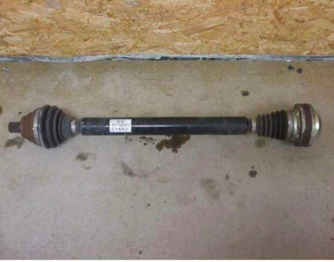 Pravá poloosa 1K0407272PK - 2