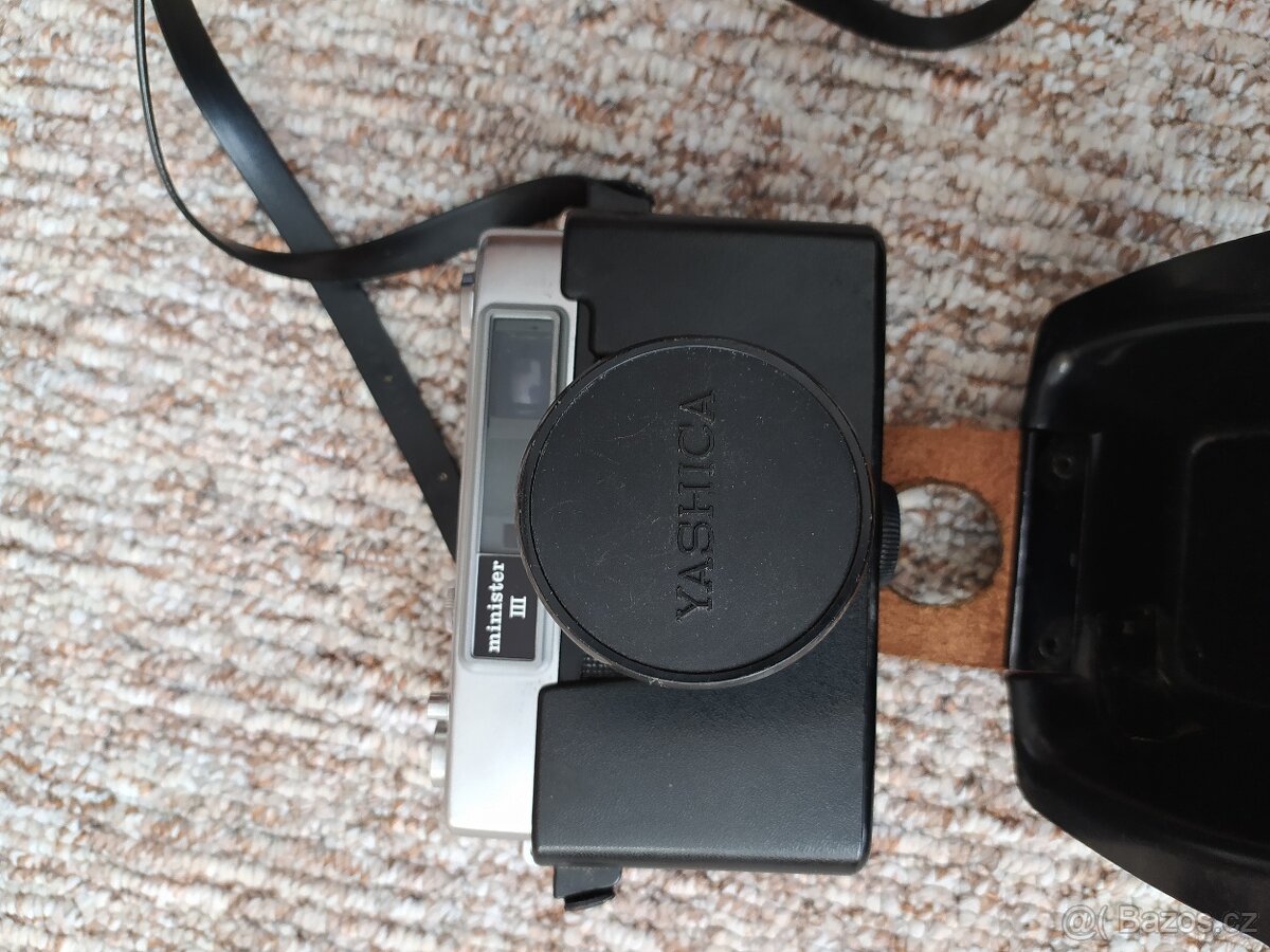 Yashica minister-III - 2