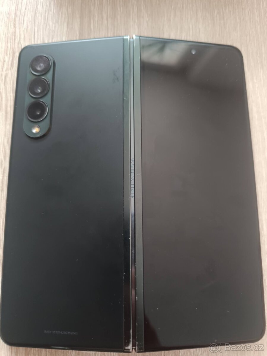Samsung Galaxy Z fold 3 - 2