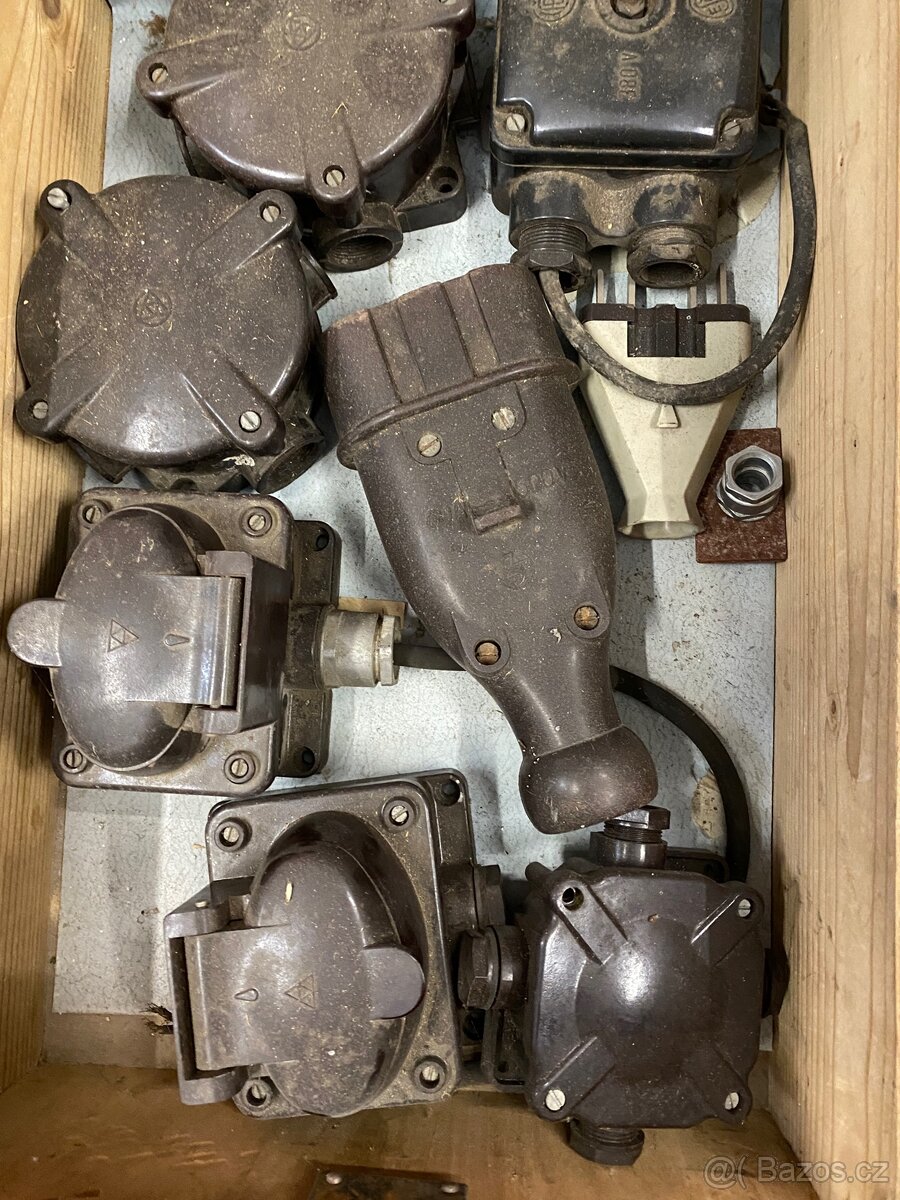 Retro elektromaterial - 2