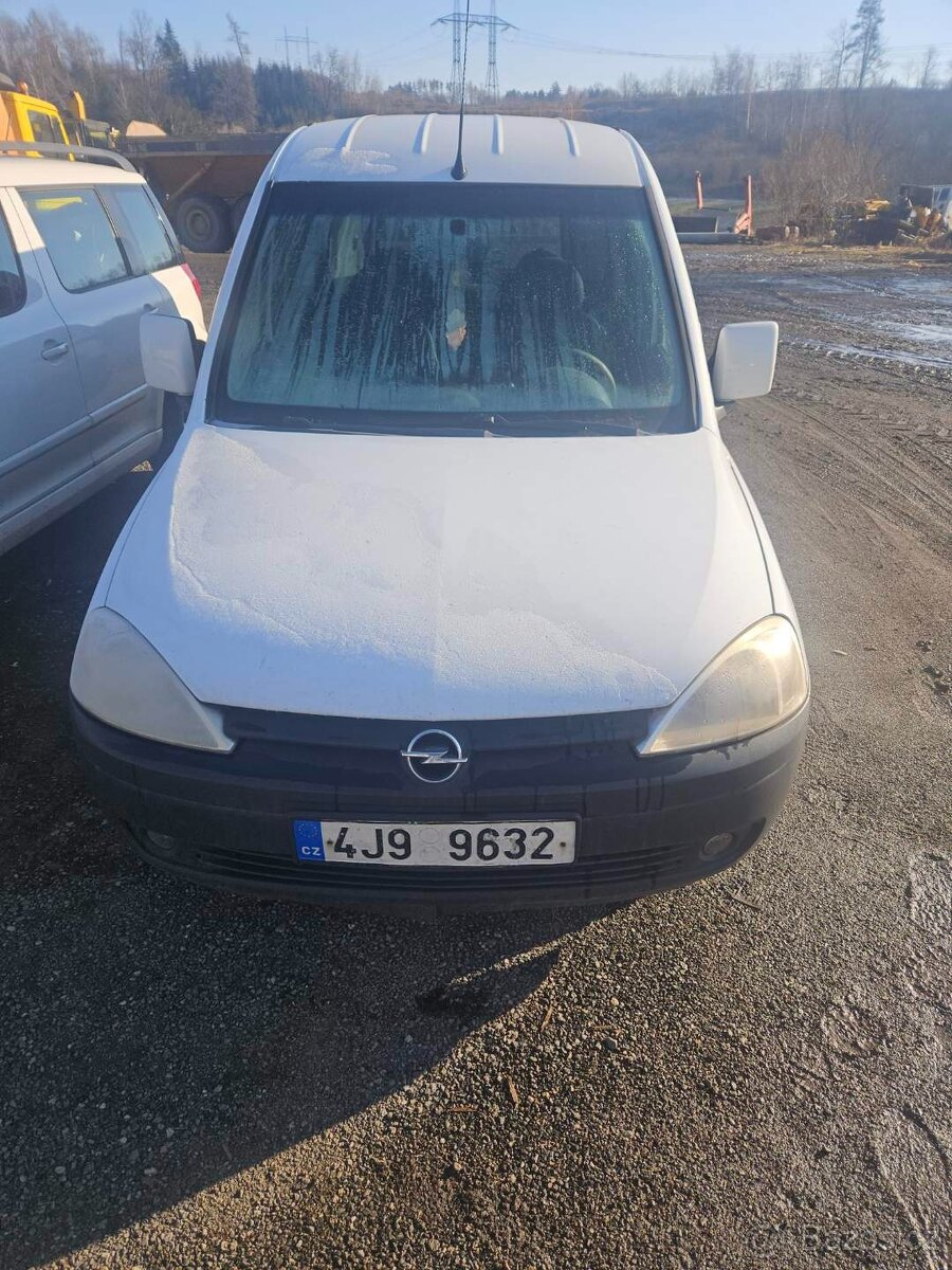 Opel Combo Tour 1,4i 16V - 2