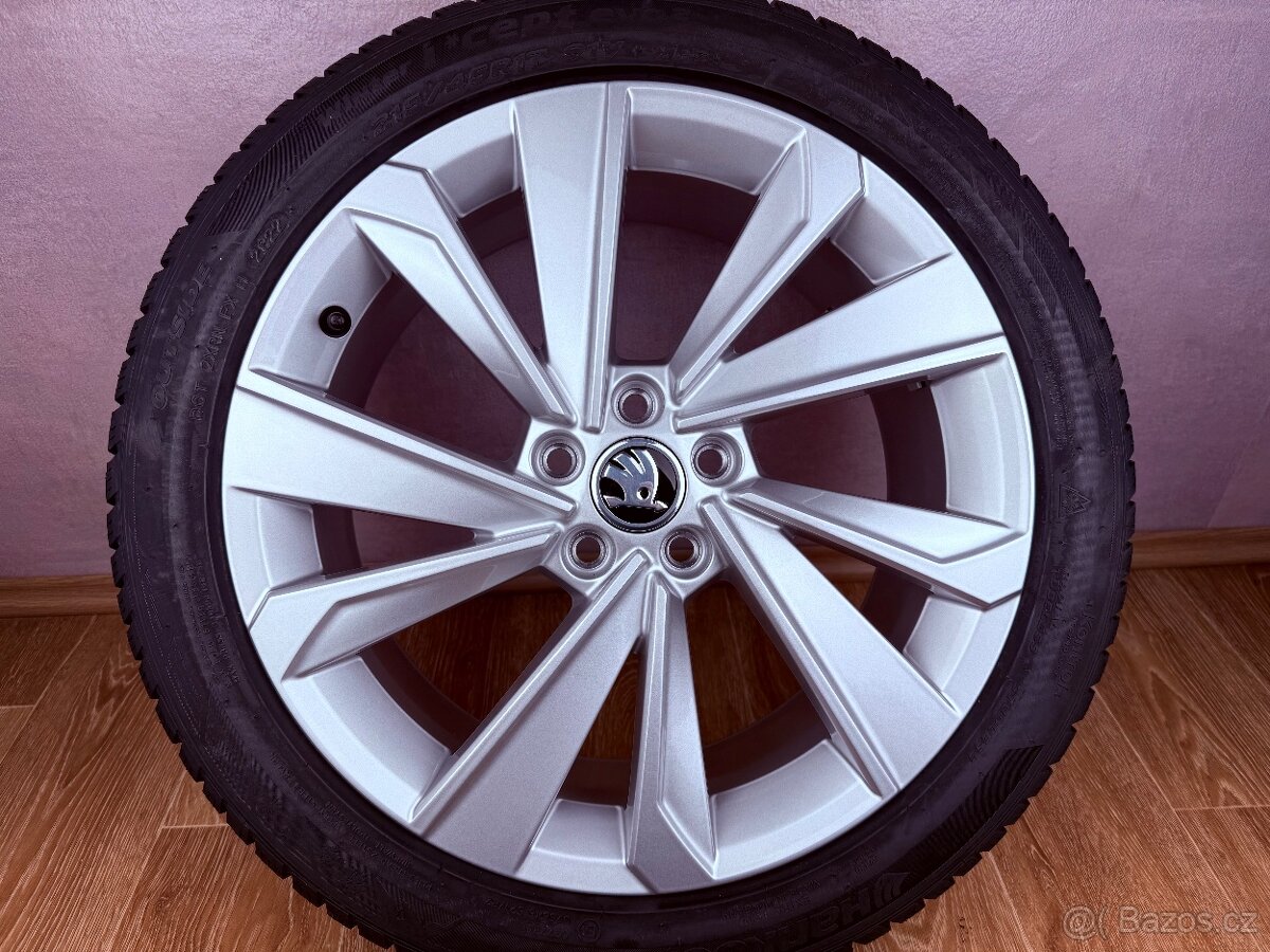Originál zimní kola Škoda Fabia IV/4 R17 - 2
