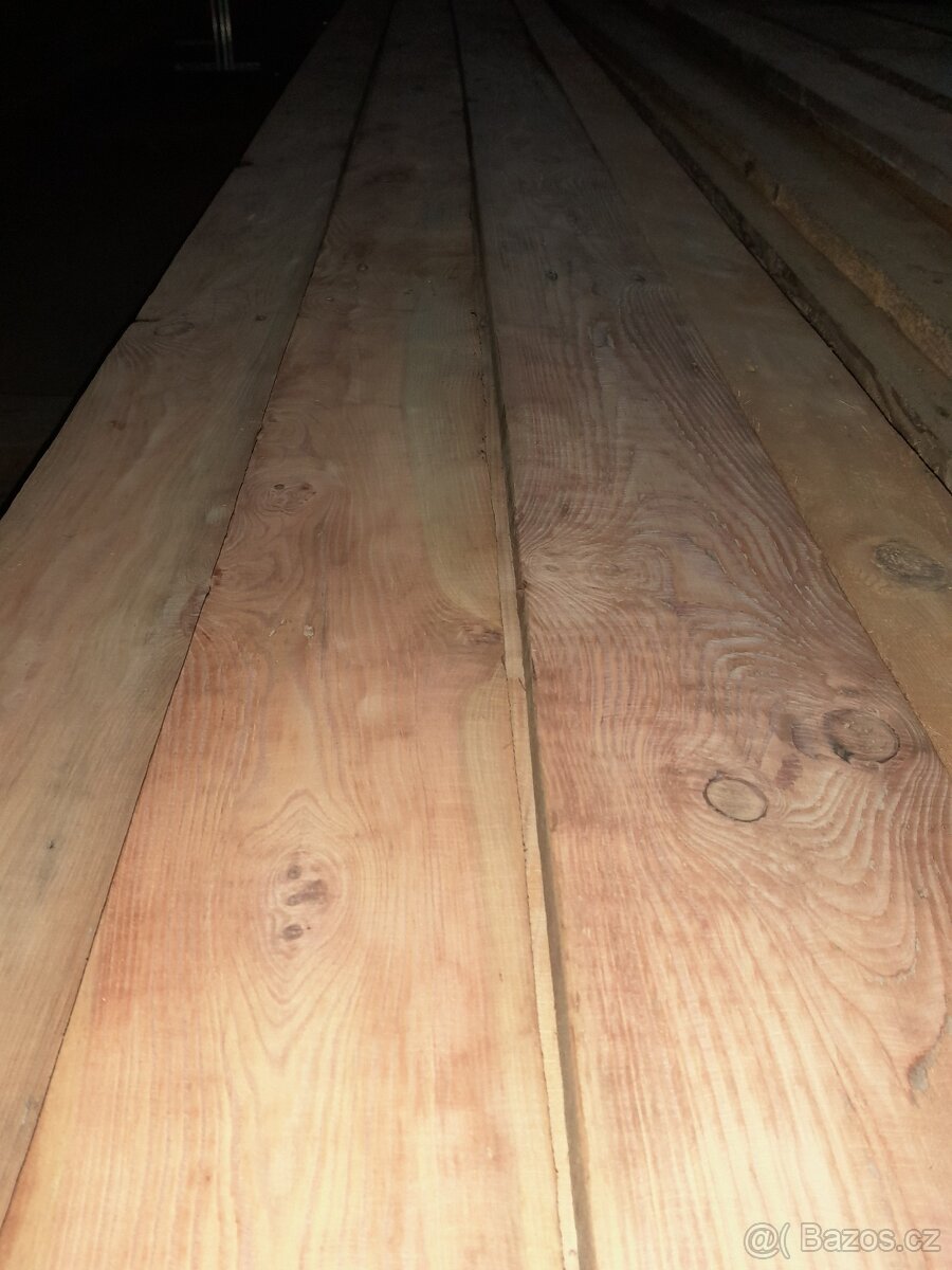 Prodám stará borovicová prkna. - 2