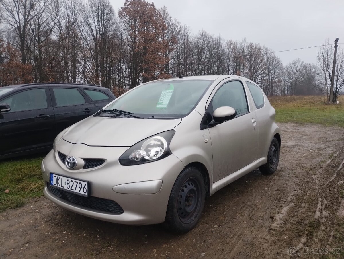 🏙️ Toyota Aygo 1.0 VVT-i (2008) - 2