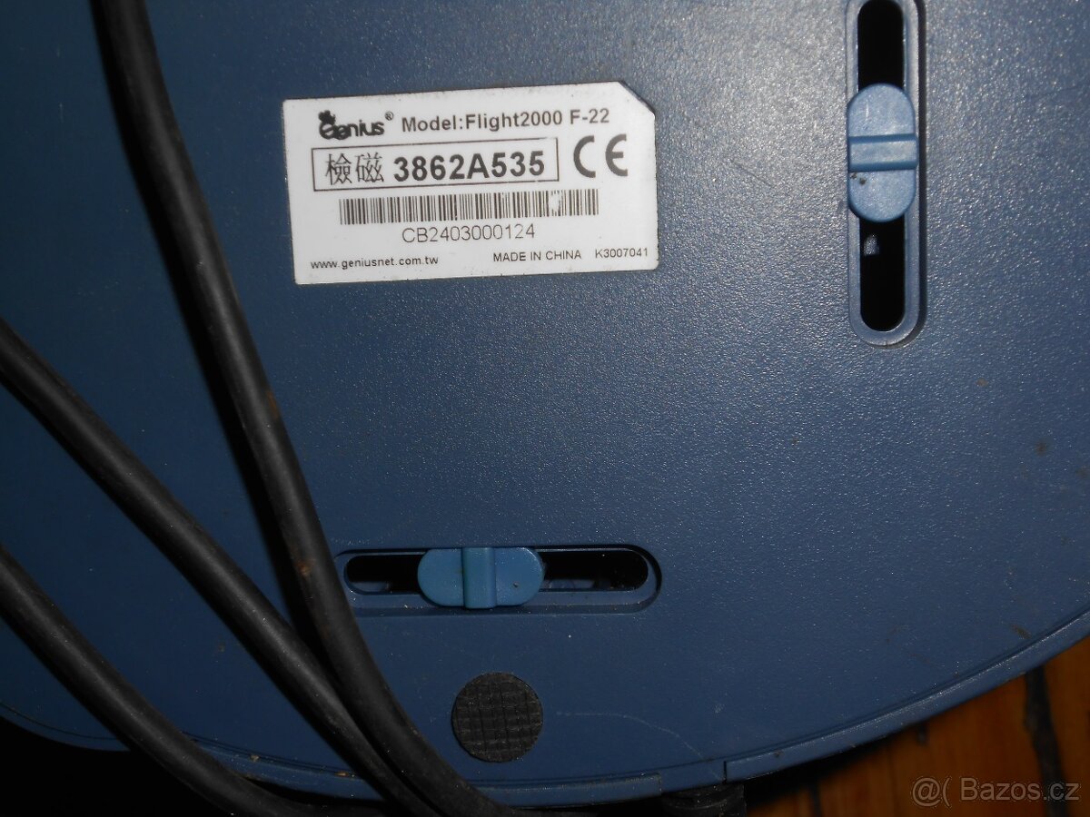 Joystick genius flight 2000 - 2