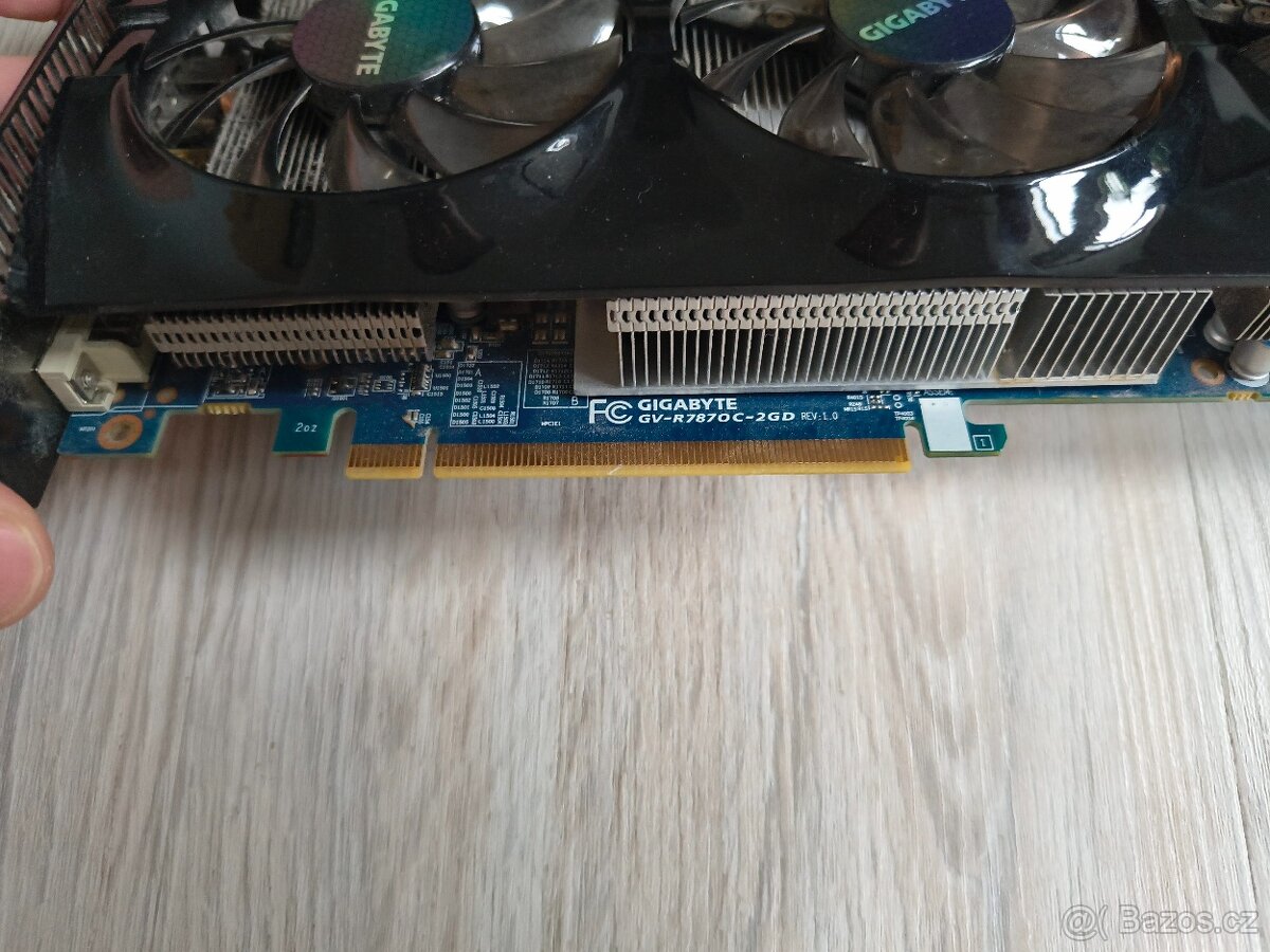 Grafická karta Gigabyte gv-r787oc-2gd - 2
