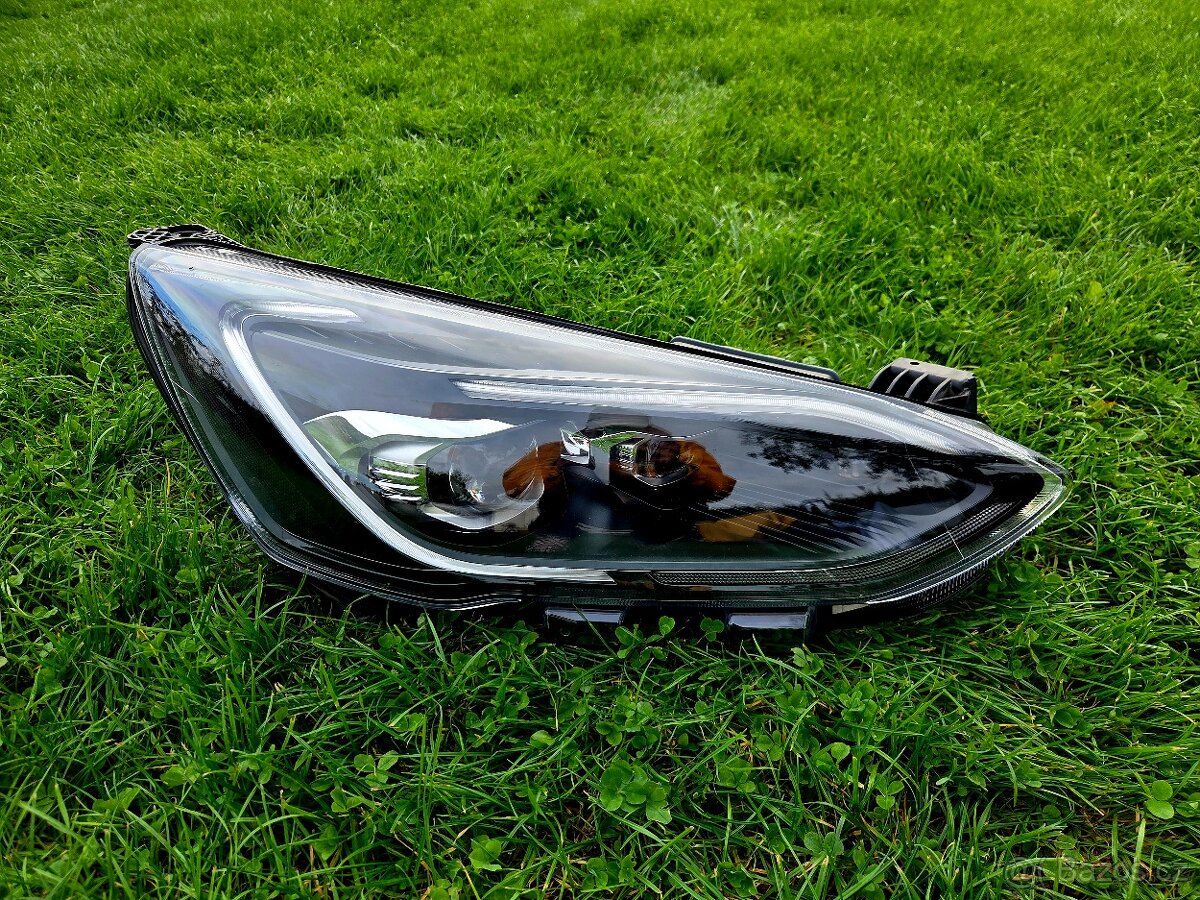 Přední pravé full LED světlo Ford Focus MK.IV - 2