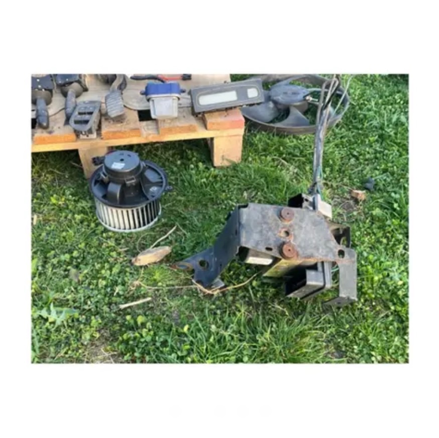 Renault Laguna 2 - náhradní díly - 2