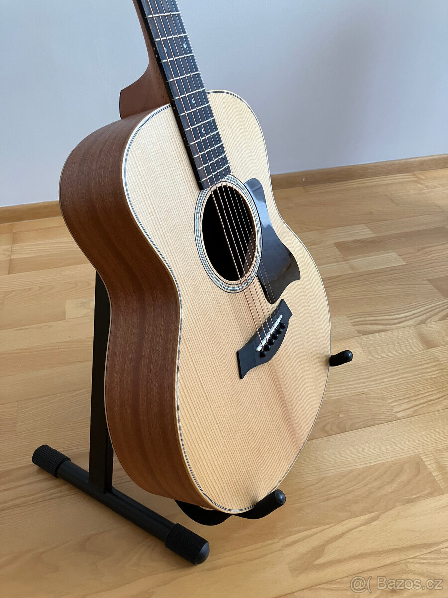 Akustická kytara Taylor GS mini - 2