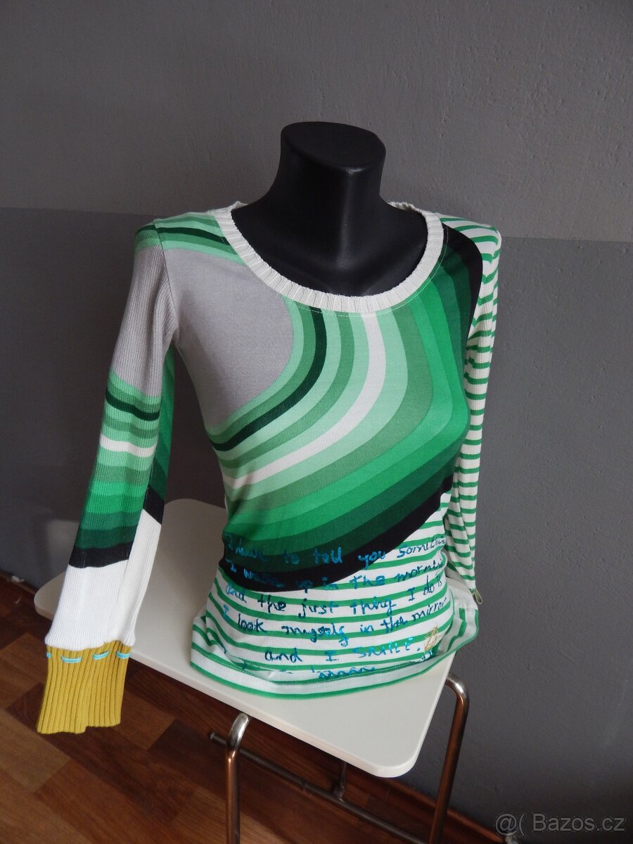 Svetr Desigual XS - 2