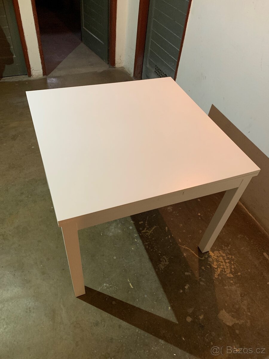 Jídelní stůl bílý 100x100 - 2