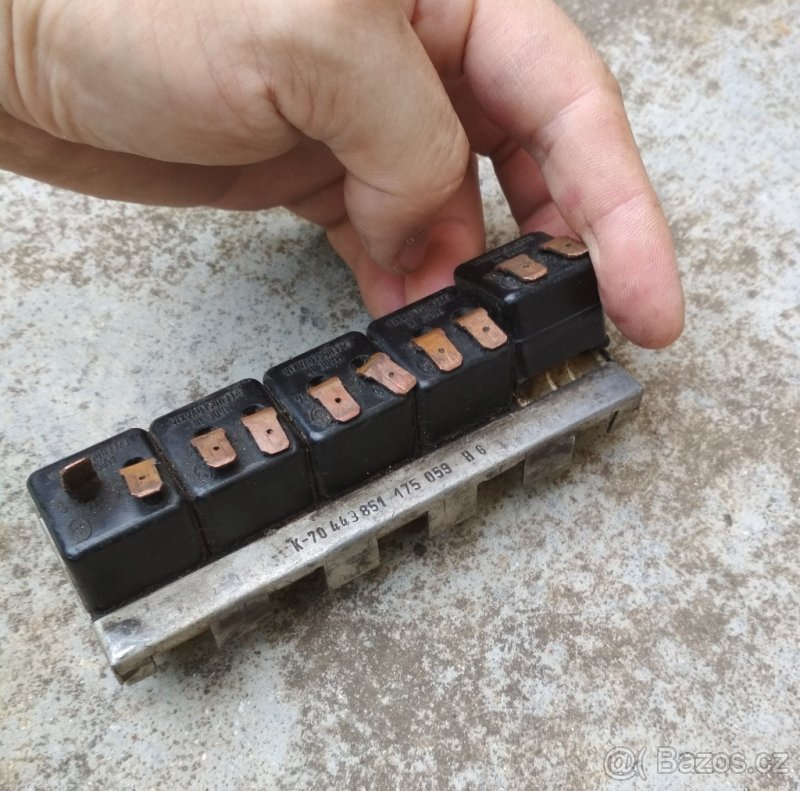 Spínače Tatra 148 - 2