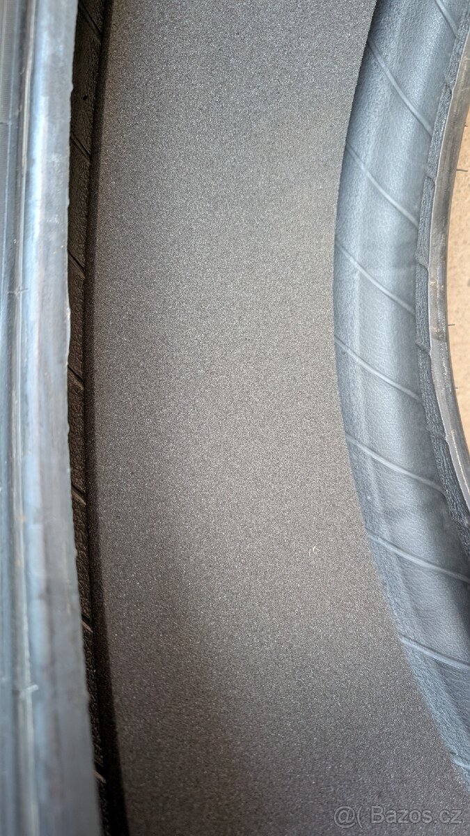 245/40 R20 letní - 2