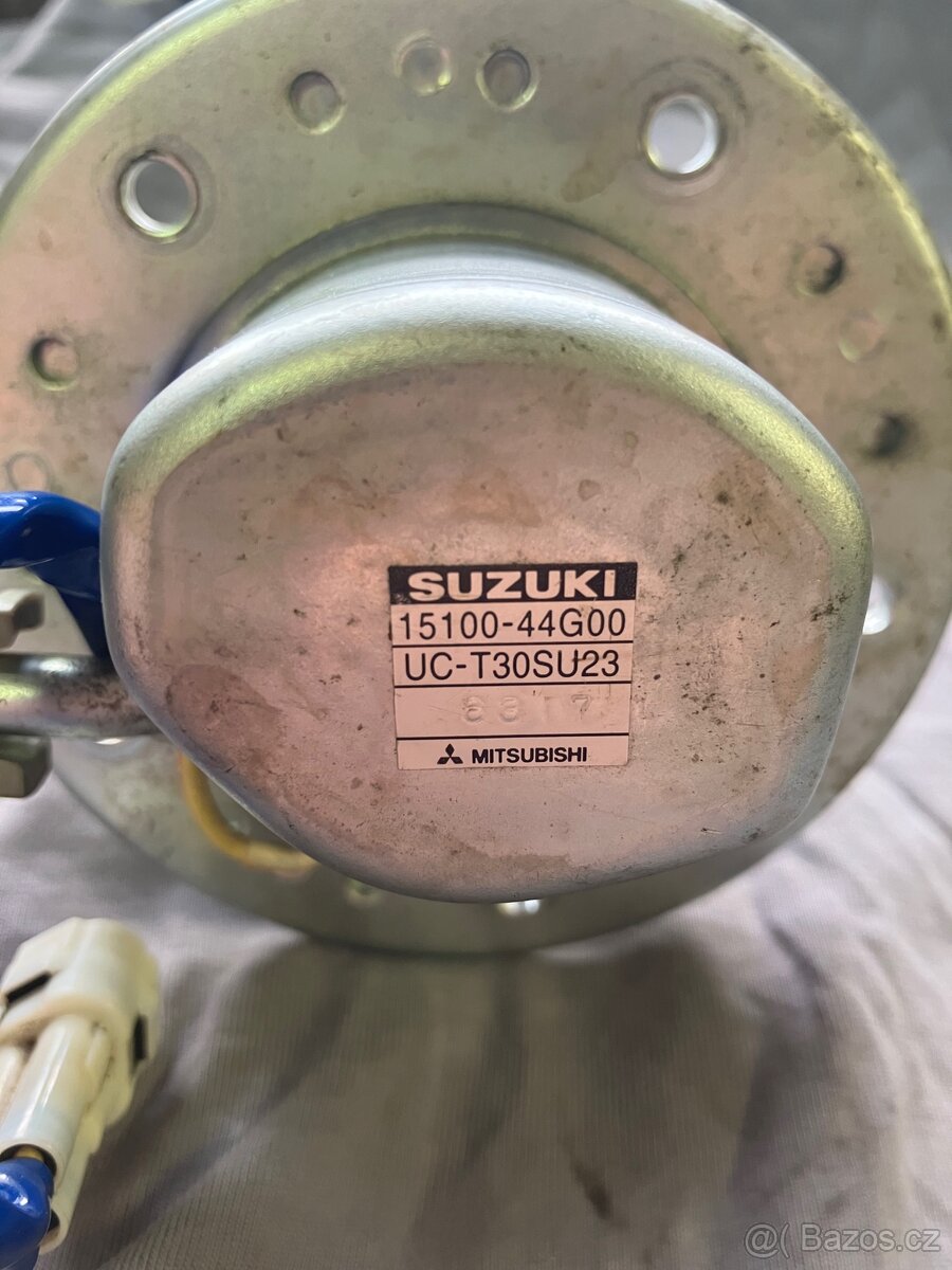 Suzuki GSR 600 - čerpadlo - 2