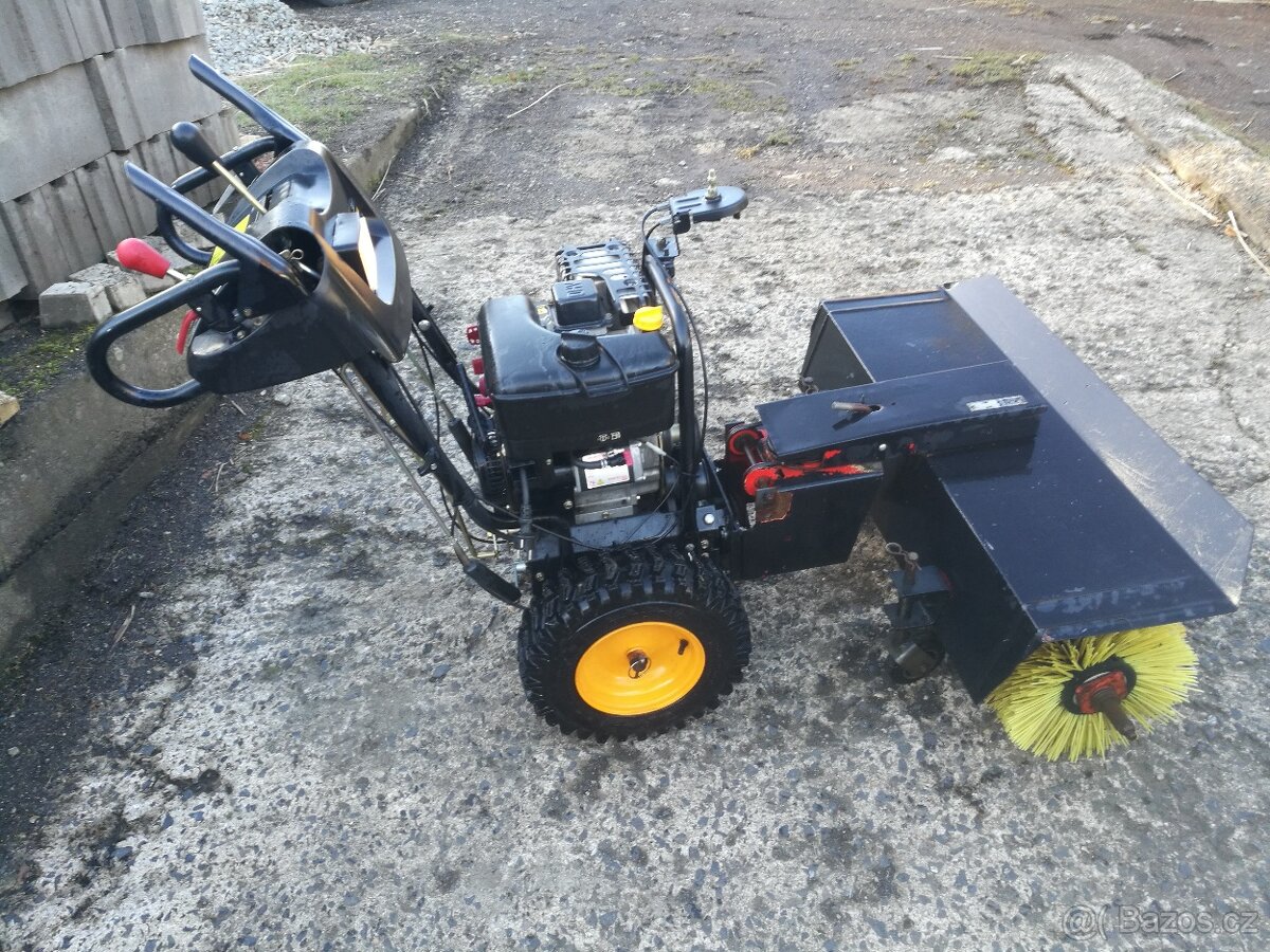 Sněžná fréza + zametací kartáč - 2