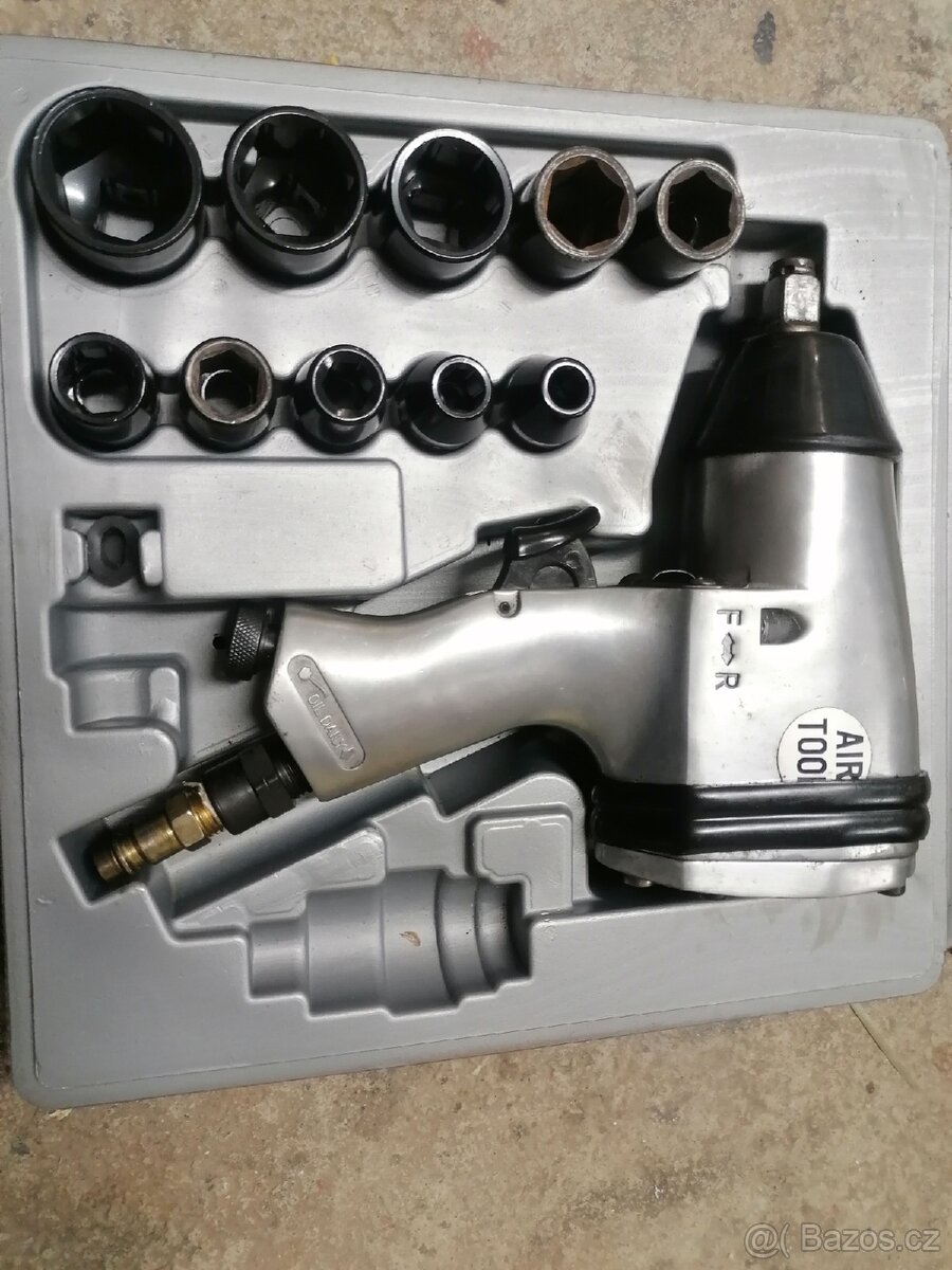 Pneumatická utahovačka 1/2" - 2