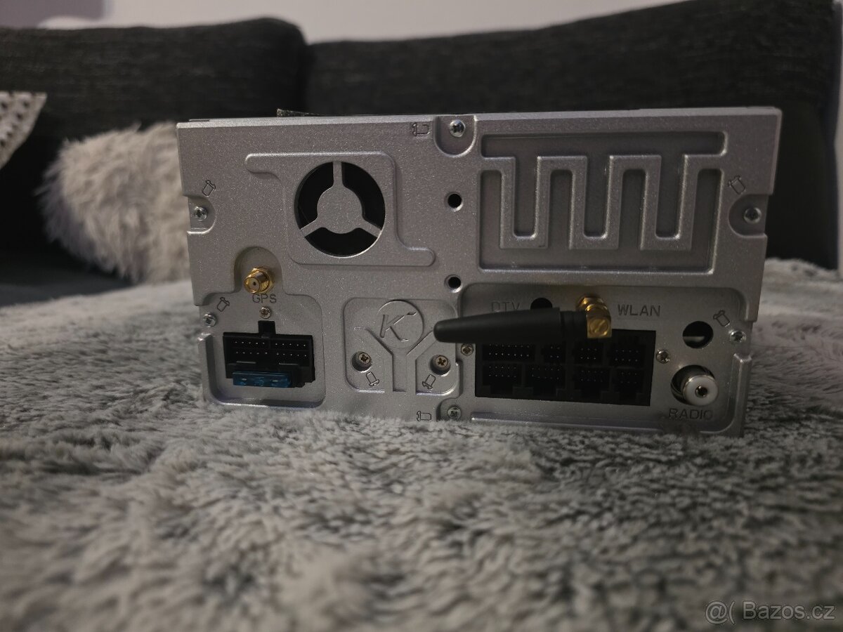 2din autorádio Ford - 2