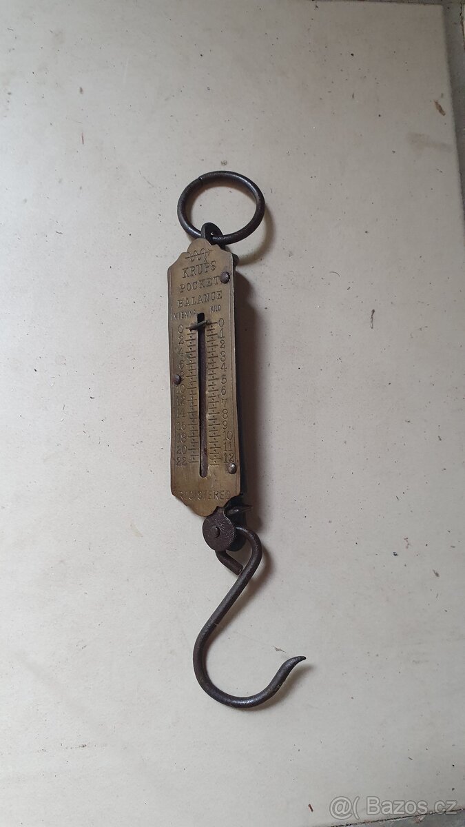 Stará váha mincíř - 2