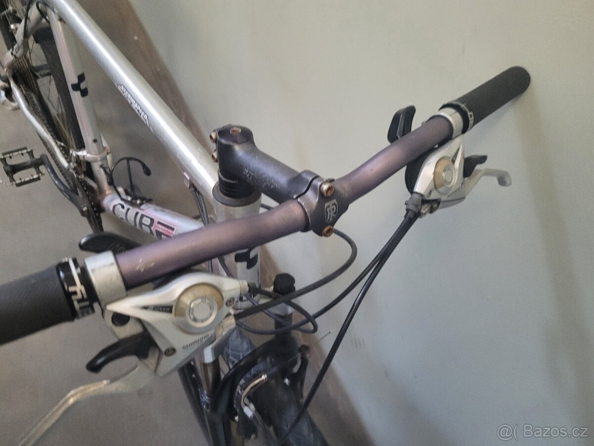 Horské kolo Cube - 2