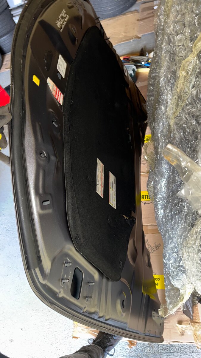 Kapota Alfa Romeo Giulia - 2