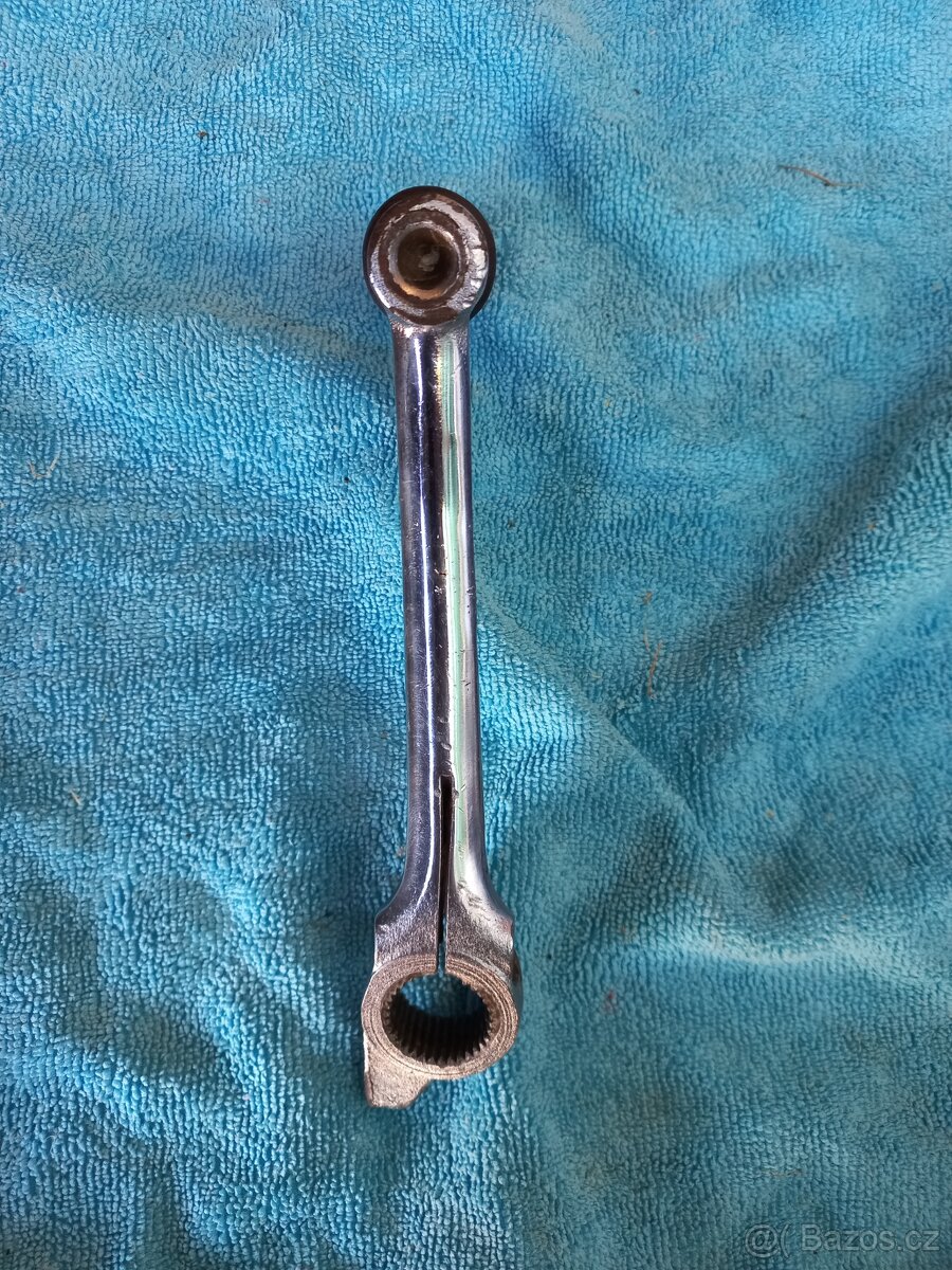 Startovací páka na Jawu - 2