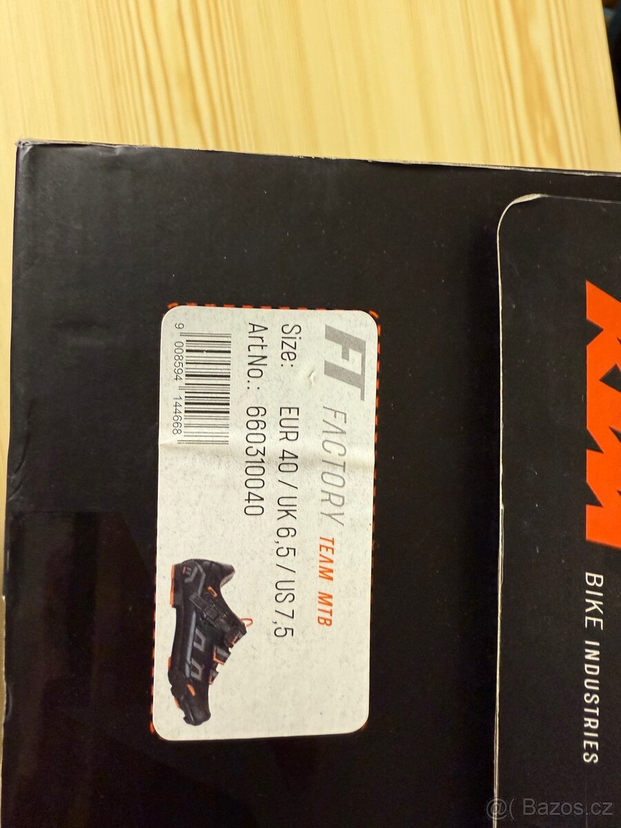 Tretry KTM Race, vel. 40 - 2