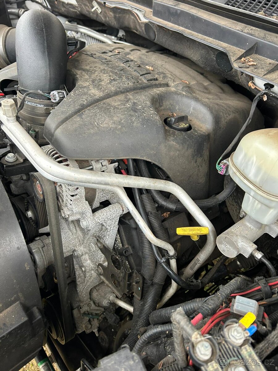 Motor Dodge RAM 1500 - 5.7 HEMI EZH - 2