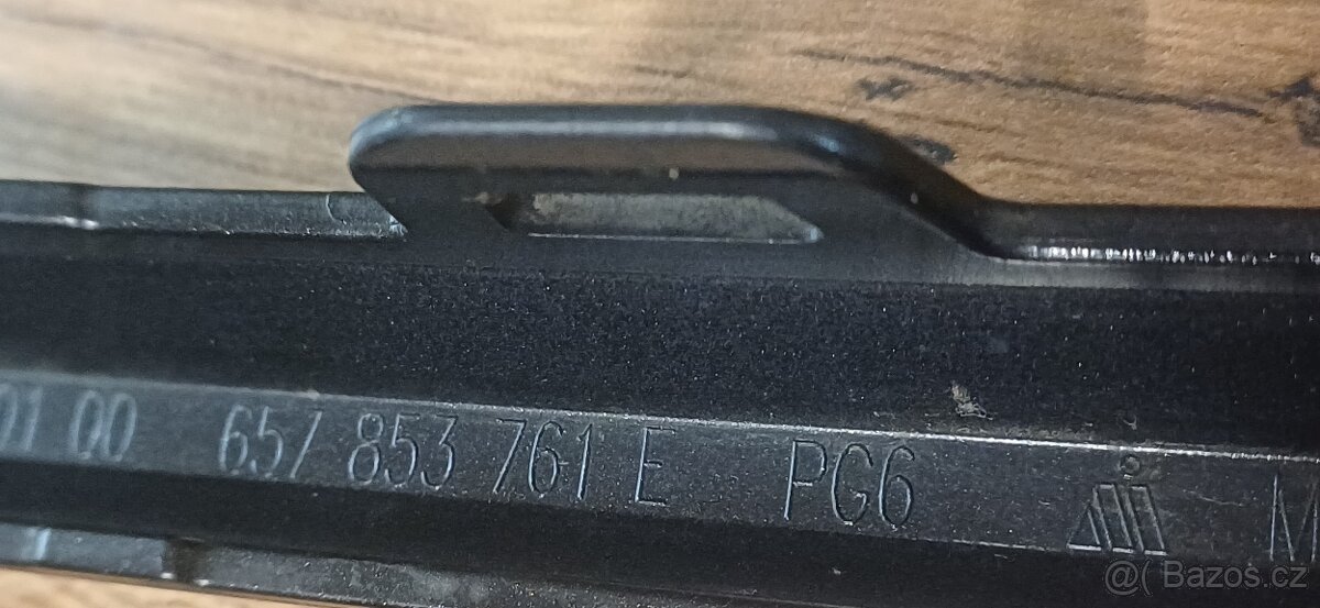 Rámeček přední masky Škoda Scala 657853761E - 2