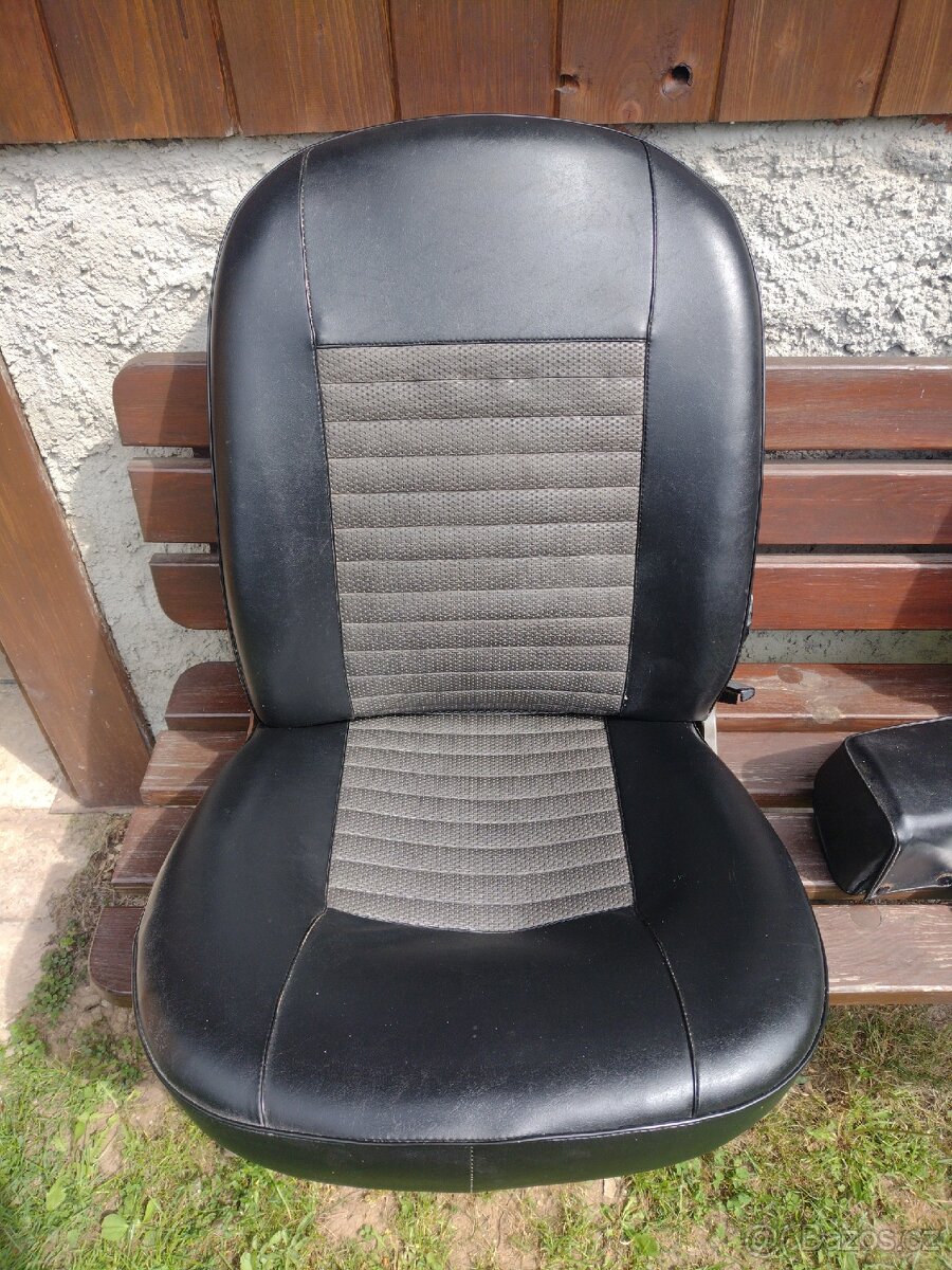 Škoda 110R sedačky - 2