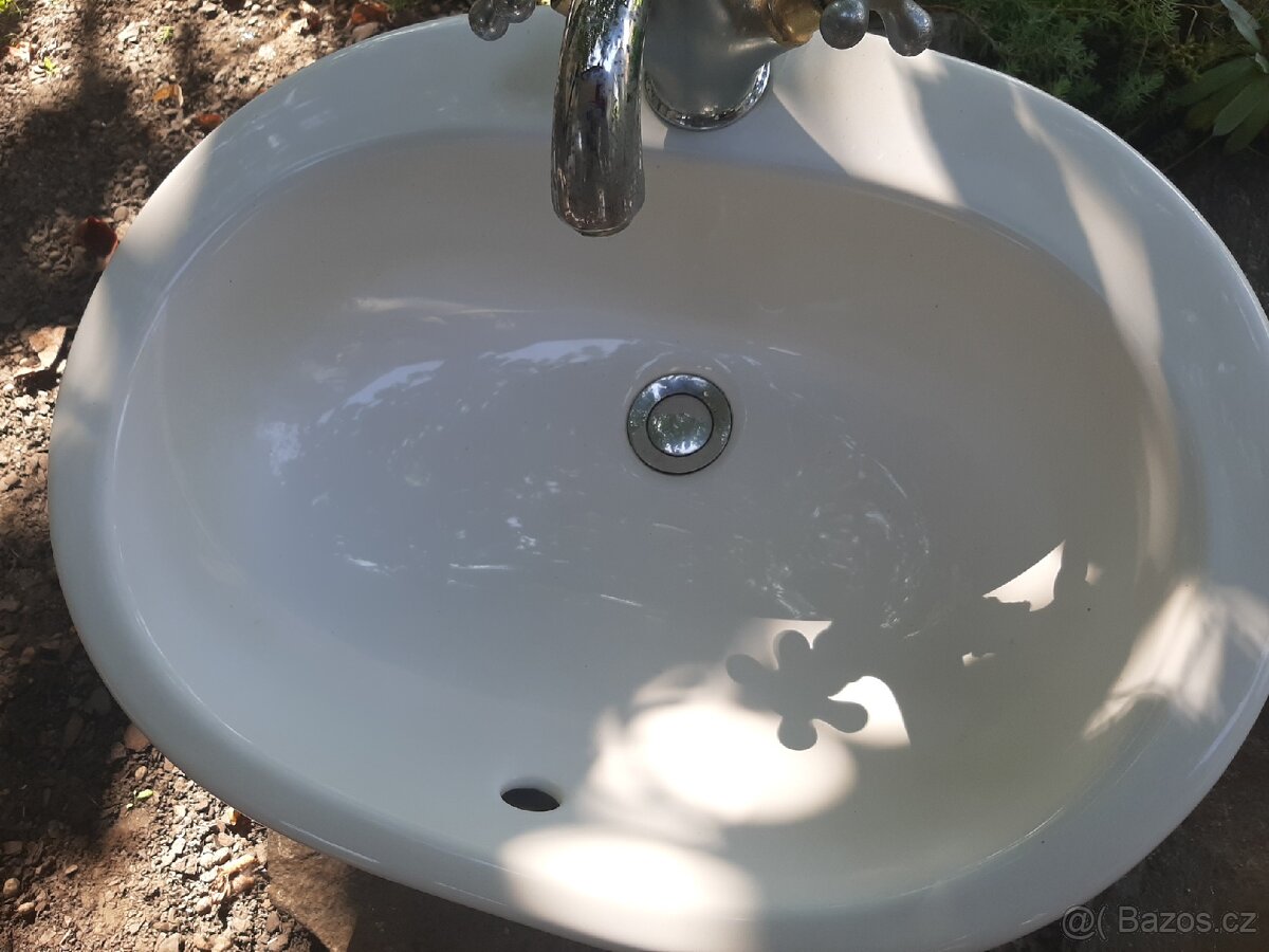 Keramické zápustné umyvadlo - 2