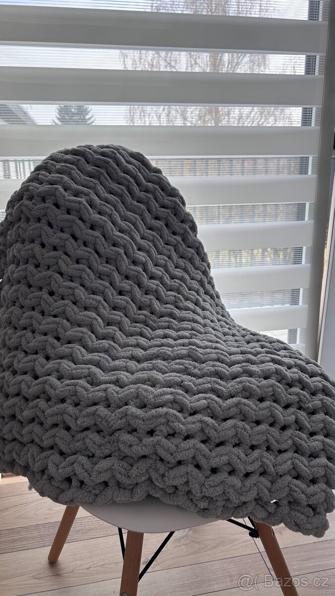 Puffy deka - pastelini grey (200x200) - 2