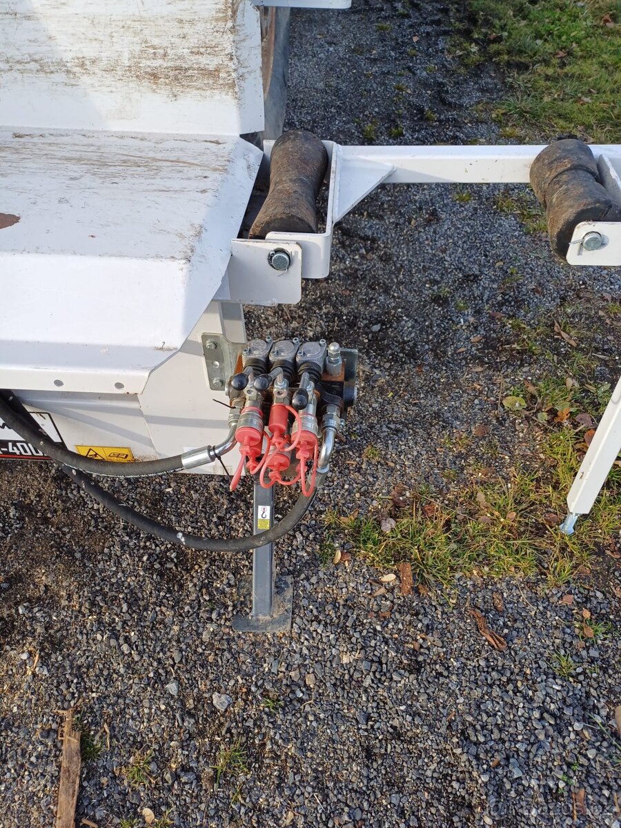 štípací poloautomat Lumag - 2