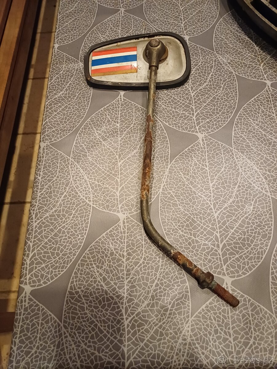 Zpětné zrcatko na motocykl jawa - 2