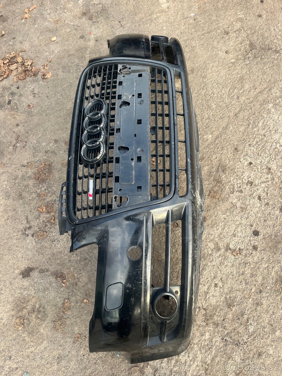 Audi a4b7 kapota, nárazník - 2